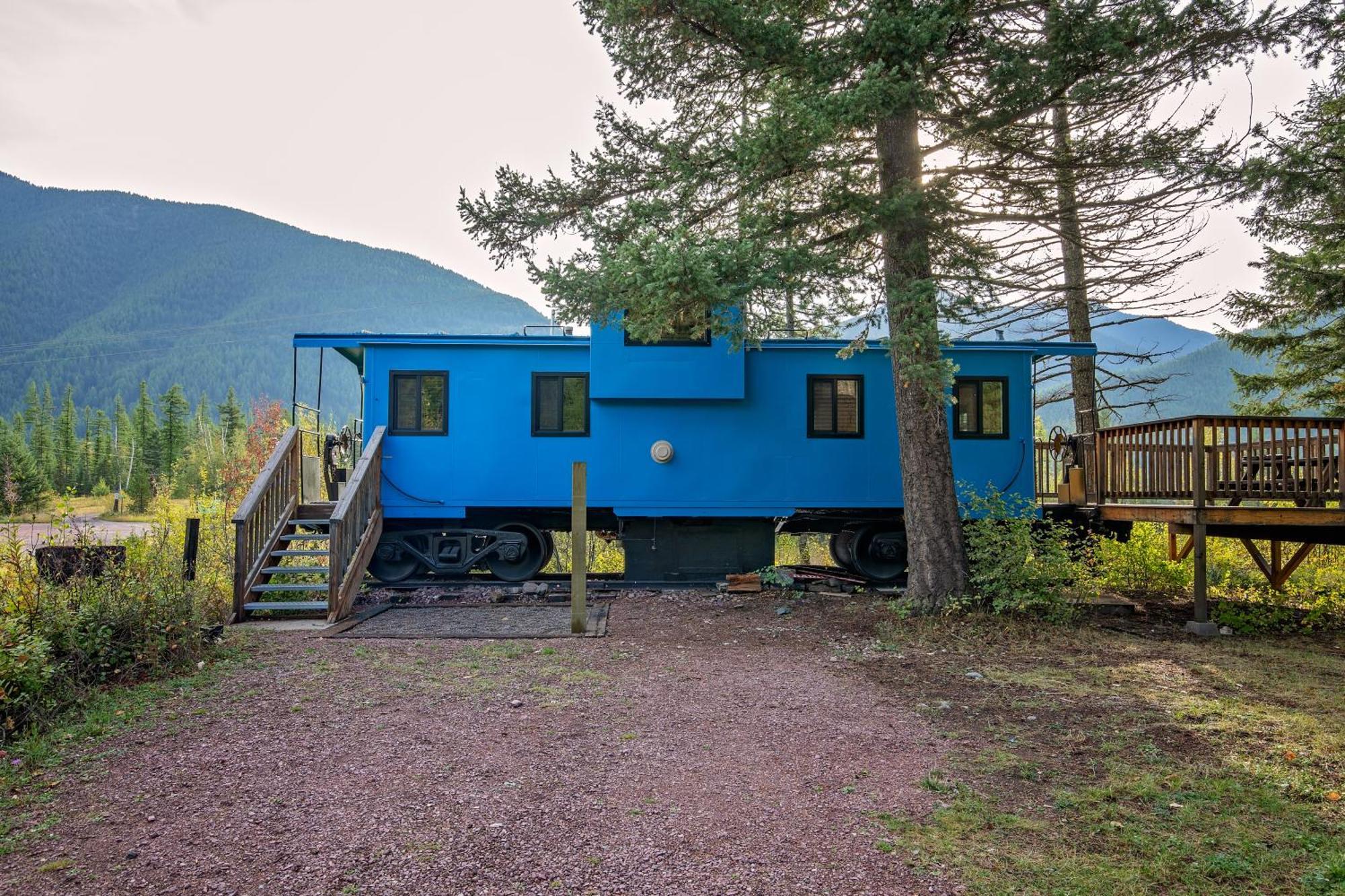 Loge Glacier National Park Hotel Essex Exterior photo