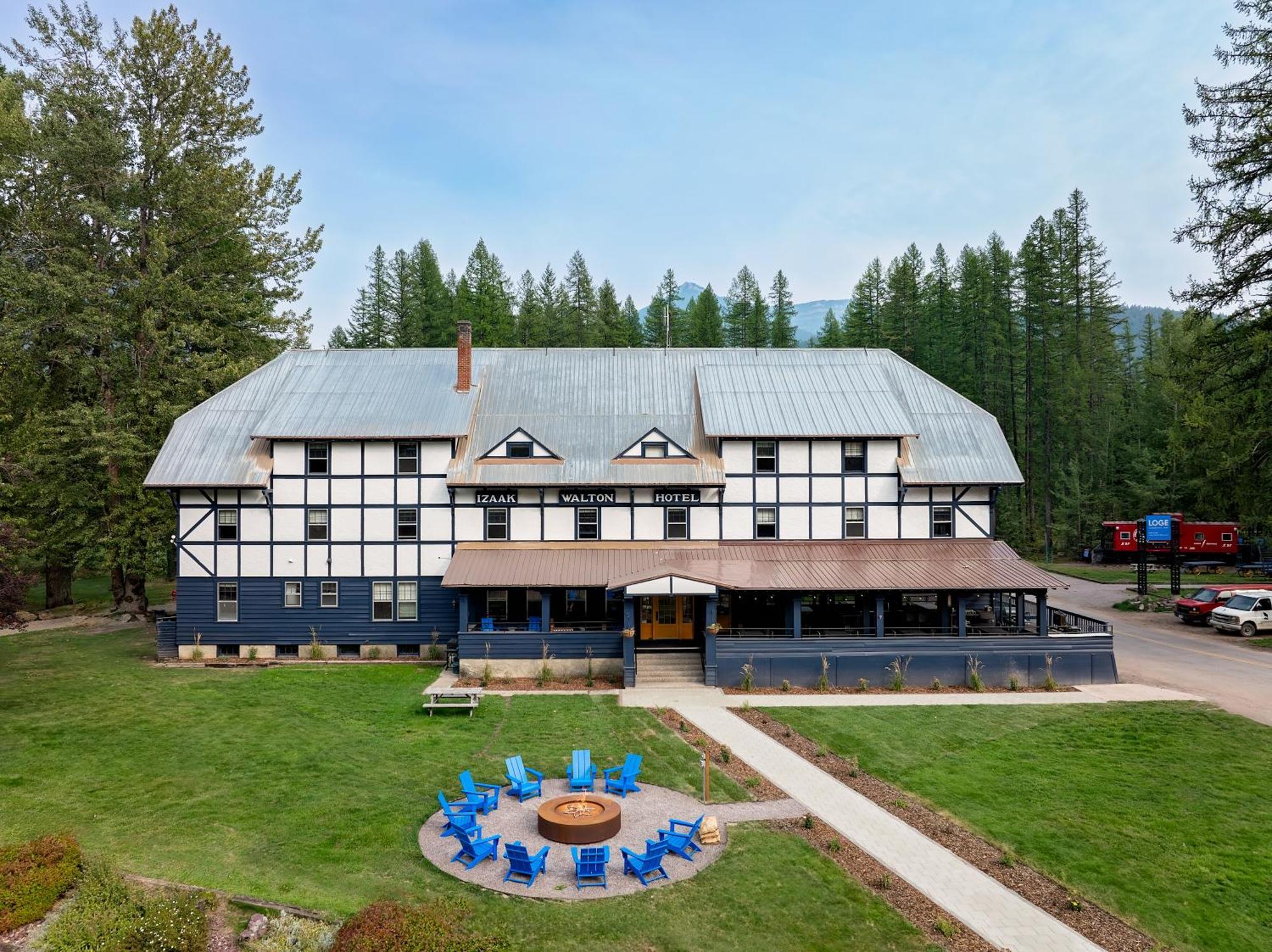 Loge Glacier National Park Hotel Essex Exterior photo